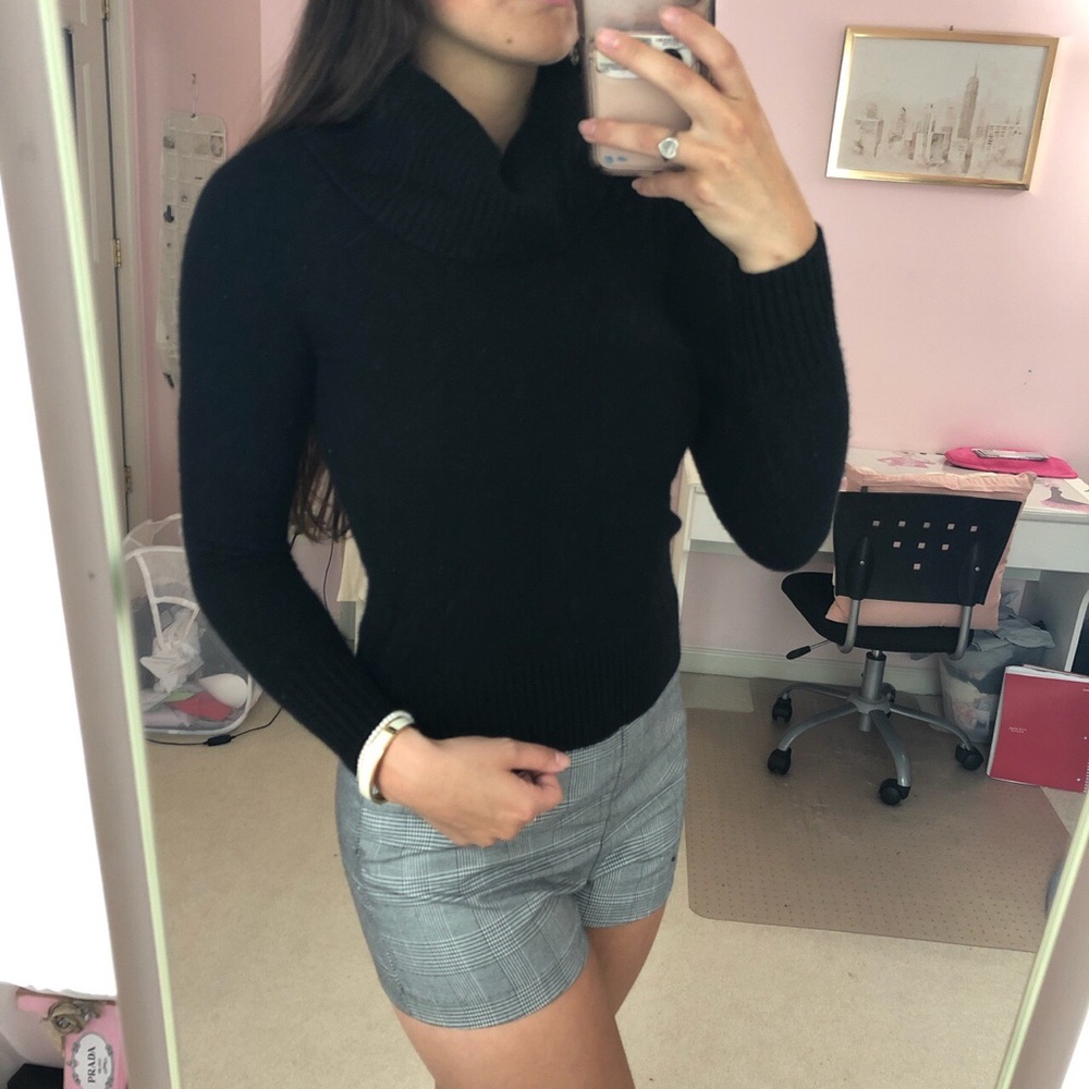 Black Cashmere Turtleneck Sweater